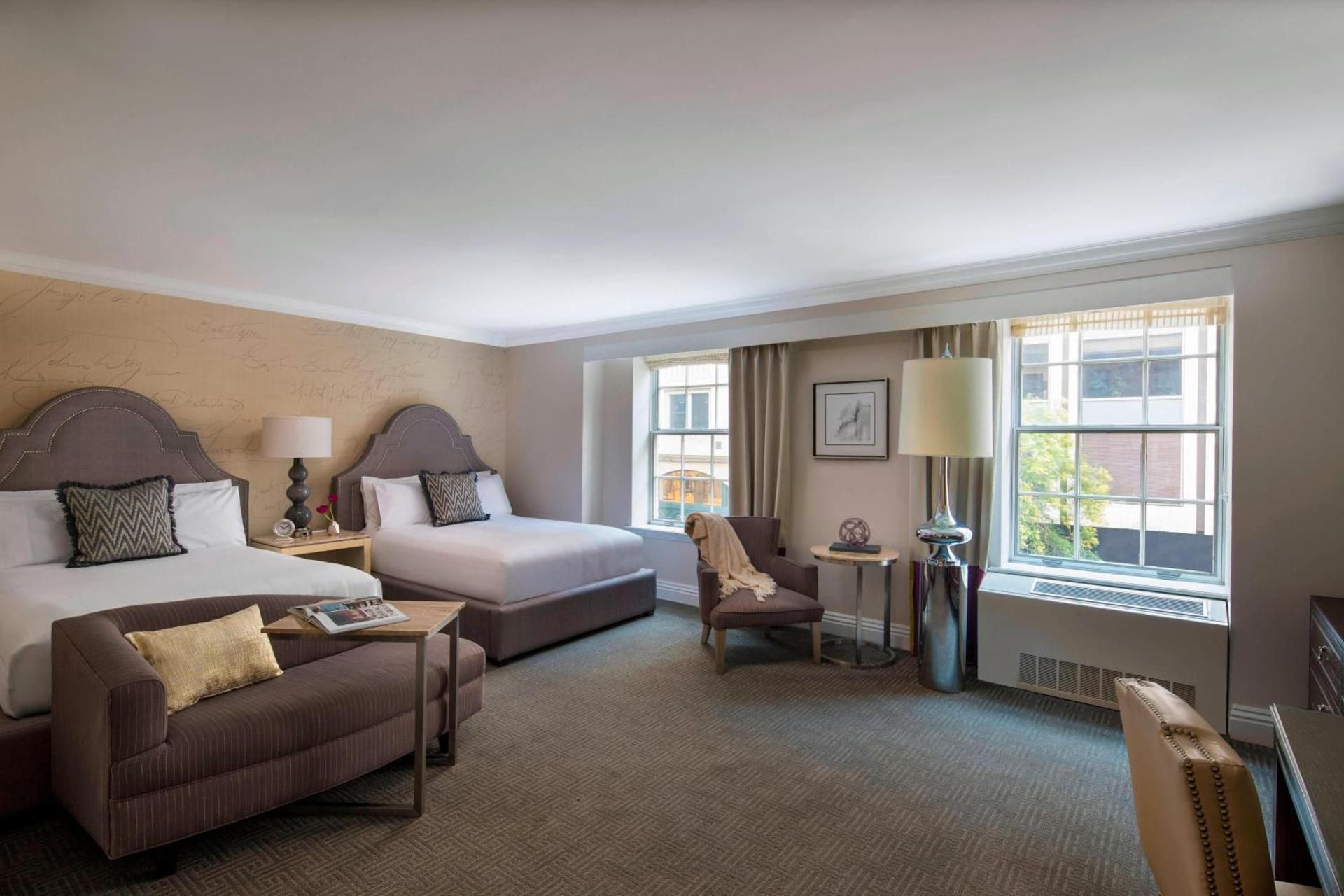 Double Room with 2 Double Beds - Lounge Access