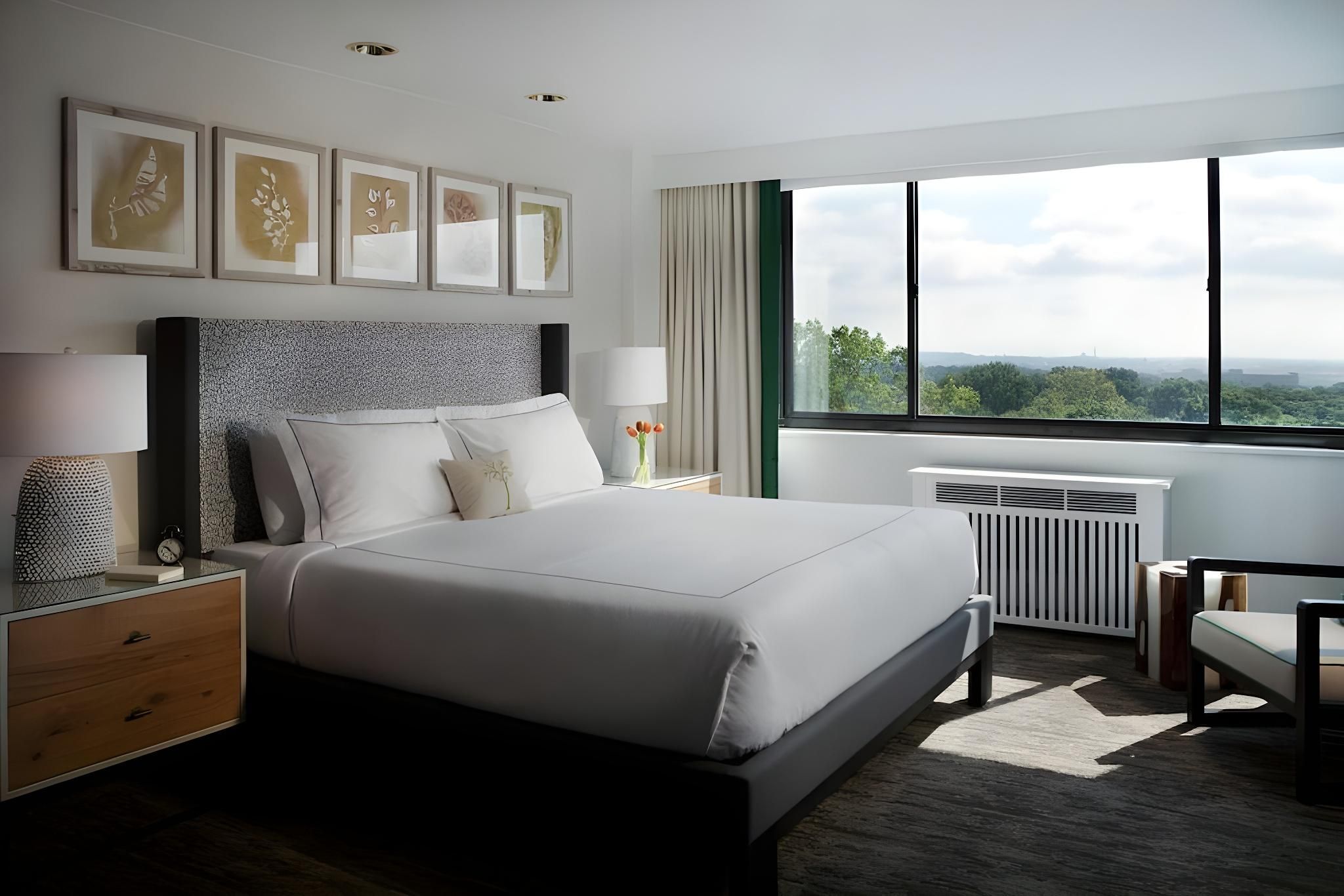 King Room with City View