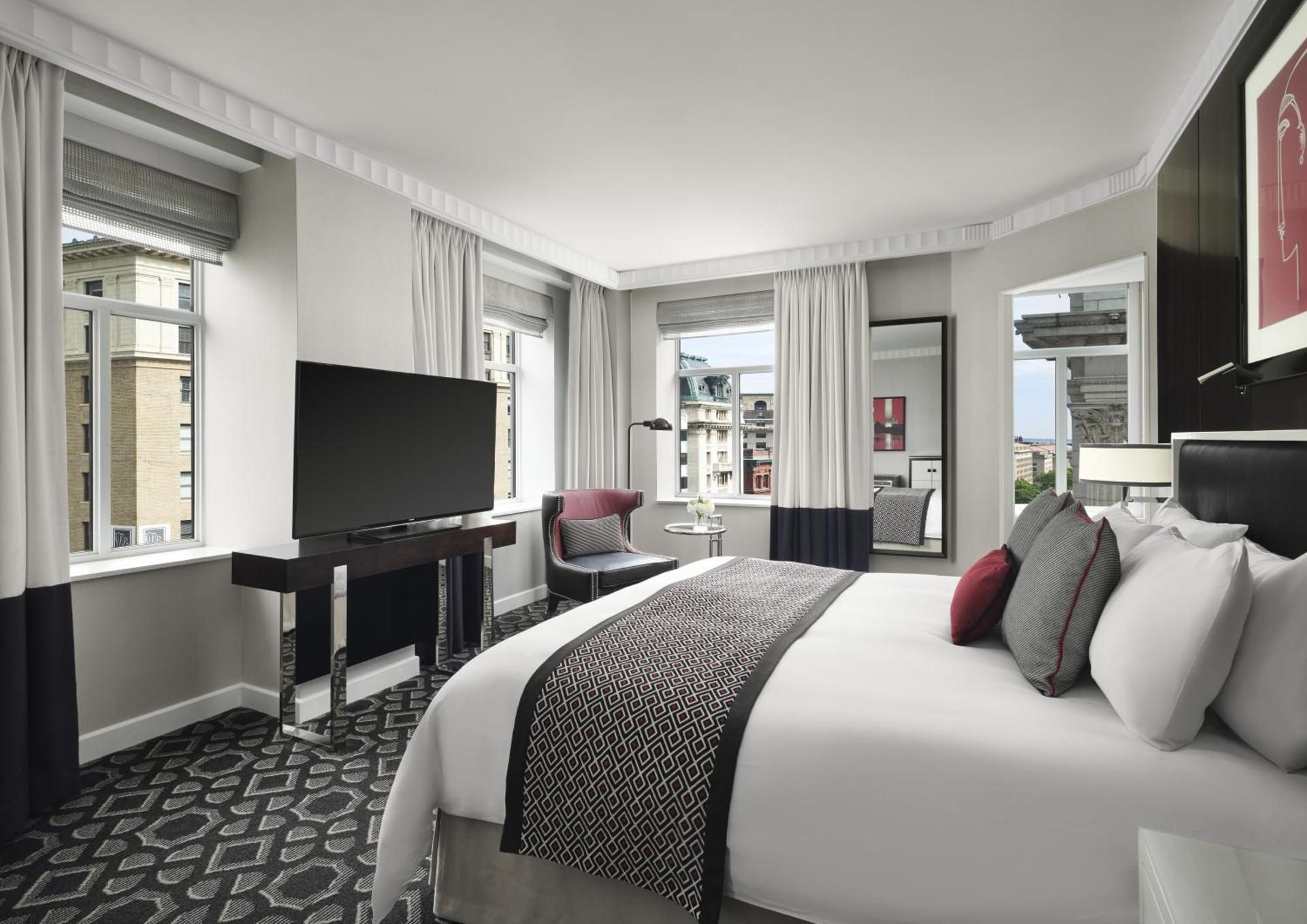 LUXURY CORNER 1 KING - City view,Corner, Separate bathtub & Rainshower