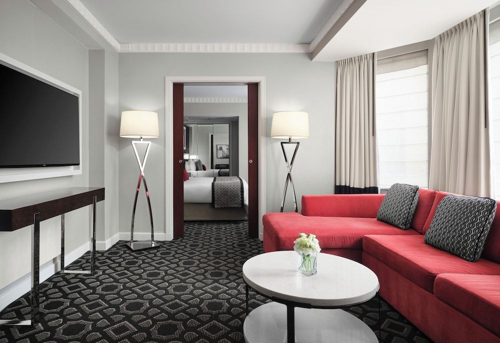 Junior Suite, 1 King Bed with Sofa bed
