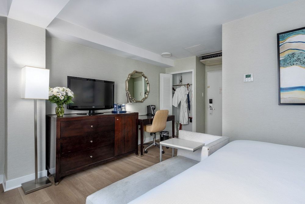 Georgetown Inn Standard Room, 1 King Bed (Senate) 3