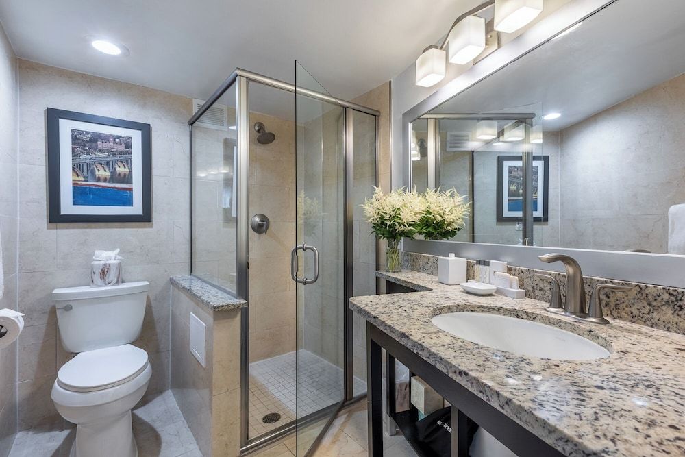 Georgetown Inn Standard Room, 1 King Bed (Senate) 8