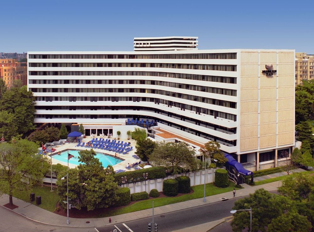 undefined Washington Plaza Hotel 5