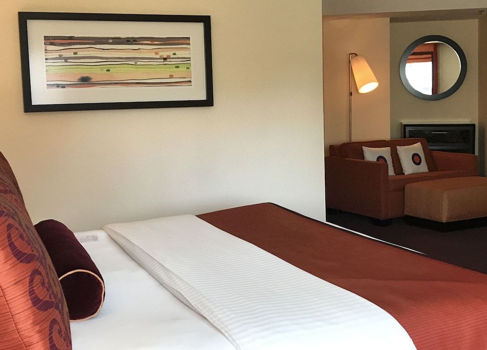 undefined Washington Plaza Hotel 10