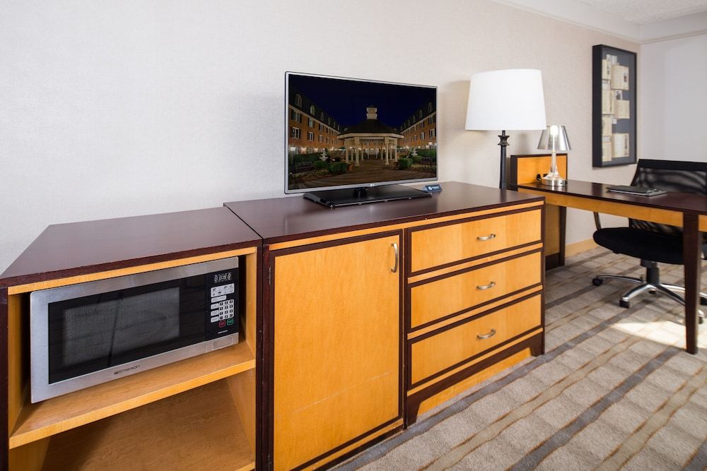 undefined Hilton Wilmington/Christiana 3