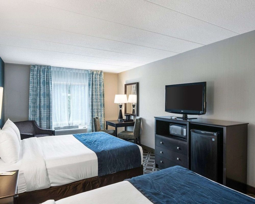 Standard Room, 2 Queen Beds, Non Smoking