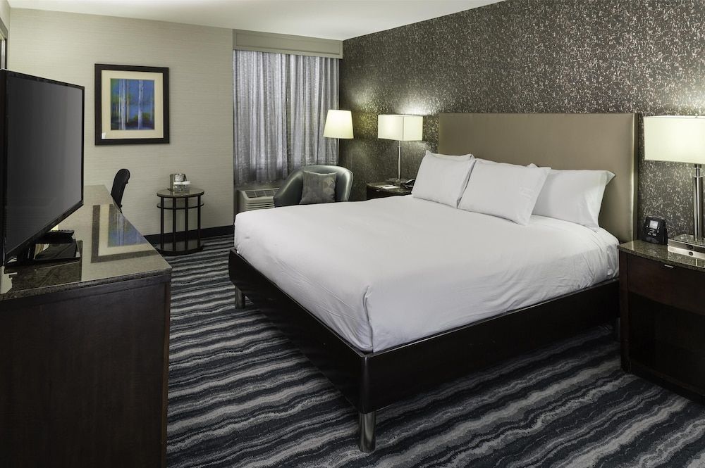 Premium Suite, 1 King Bed, Non Smoking