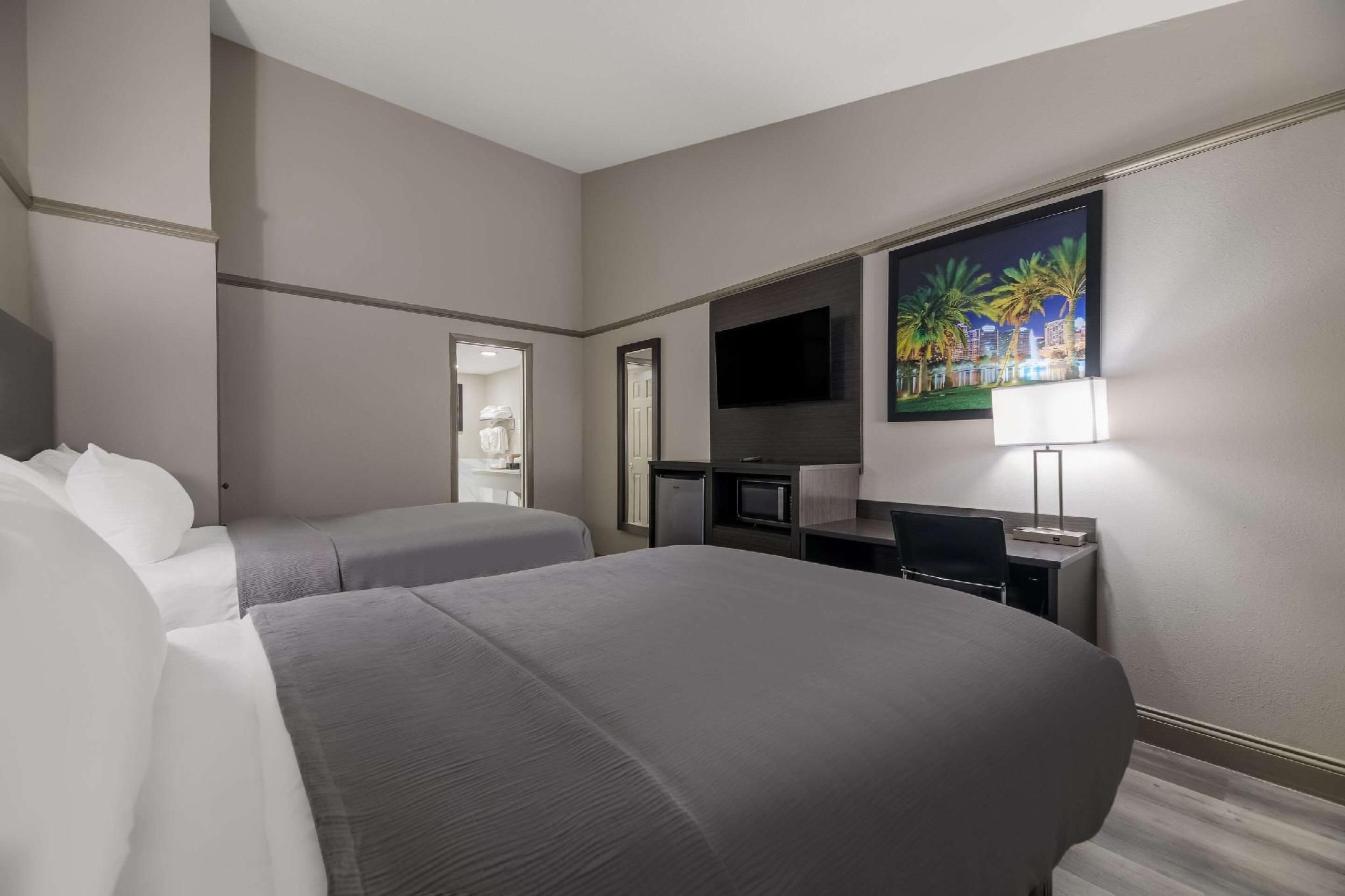 2 Double Beds, Nonsmoking, Accessible