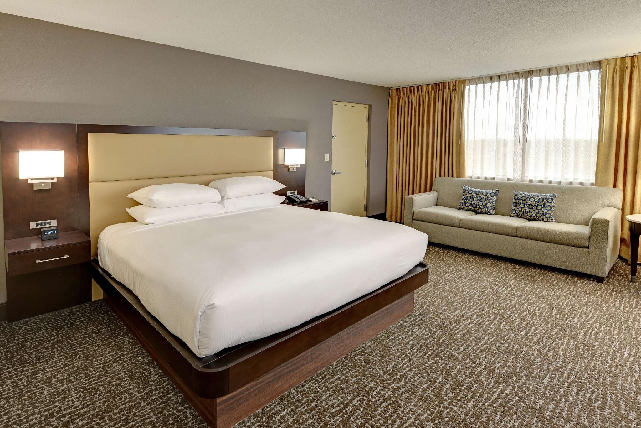 King Junior Suite