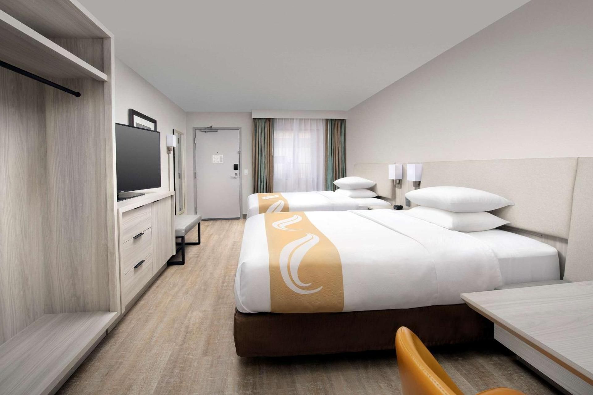 2 Double Beds, Nonsmoking, Upgrade