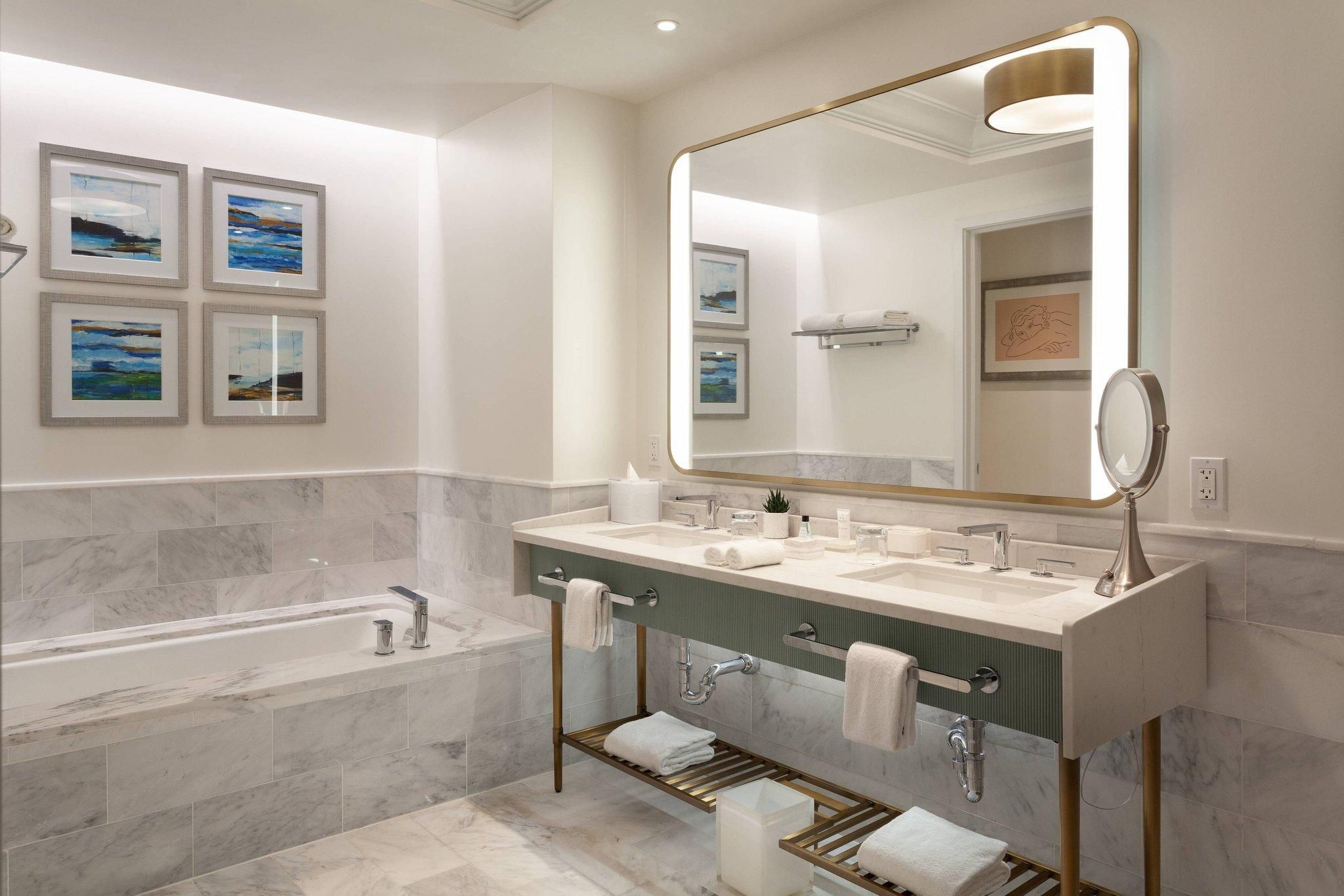 Junior Suite Double, Junior Suite, 2 Queen, Sofa bed, Balcony