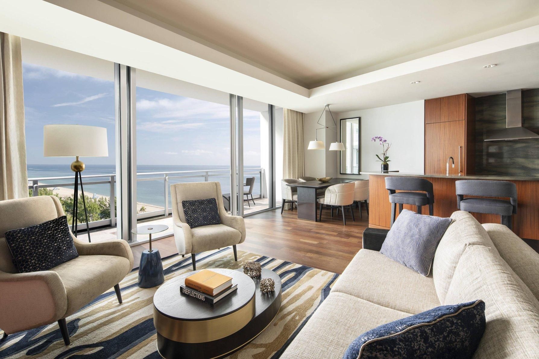 2 Bedroom Suite, Bedroom 1: 1 King, Bedroom 2: 1 King, Sofa bed, Ocean view, Balcony