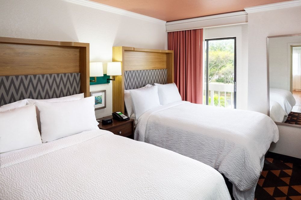 Standard Room, 2 Double Beds
