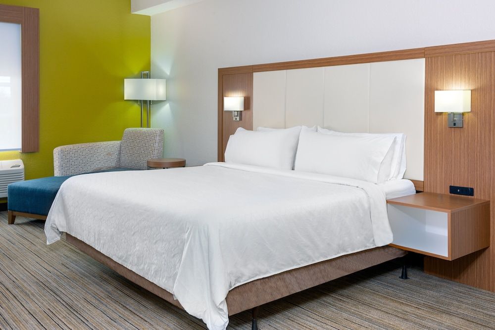 Room, 1 King Bed, Non Smoking