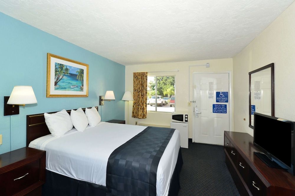 Americas Best Value Inn Bradenton Sarasota Room, 1 Queen Bed, Non Smoking 2
