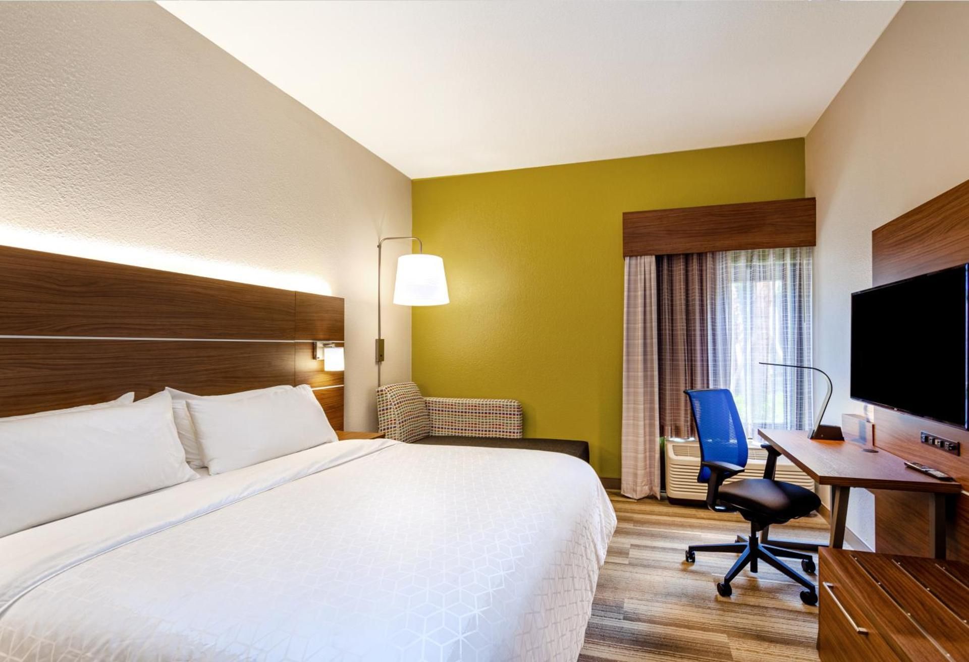 Standard King Room