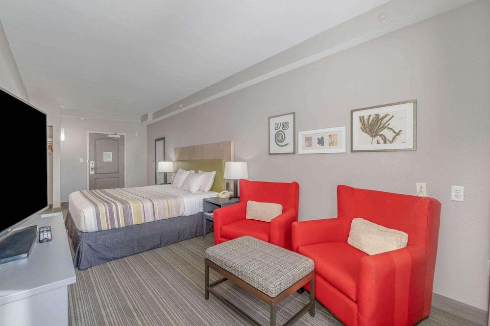 Studio Suite, 1 King Bed, Non Smoking