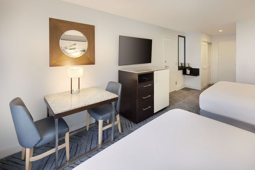 Delta Hotels by Marriott Orlando Celebration Room, 2 Queen Beds 3