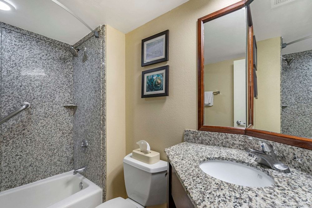 Deluxe Suite, Multiple Beds, Non Smoking