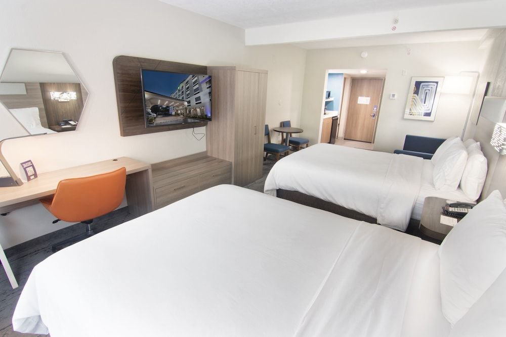 Suite, 2 Queen Beds