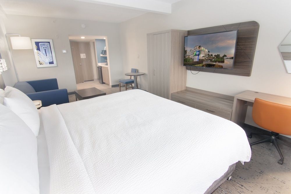 Suite, 1 King Bed