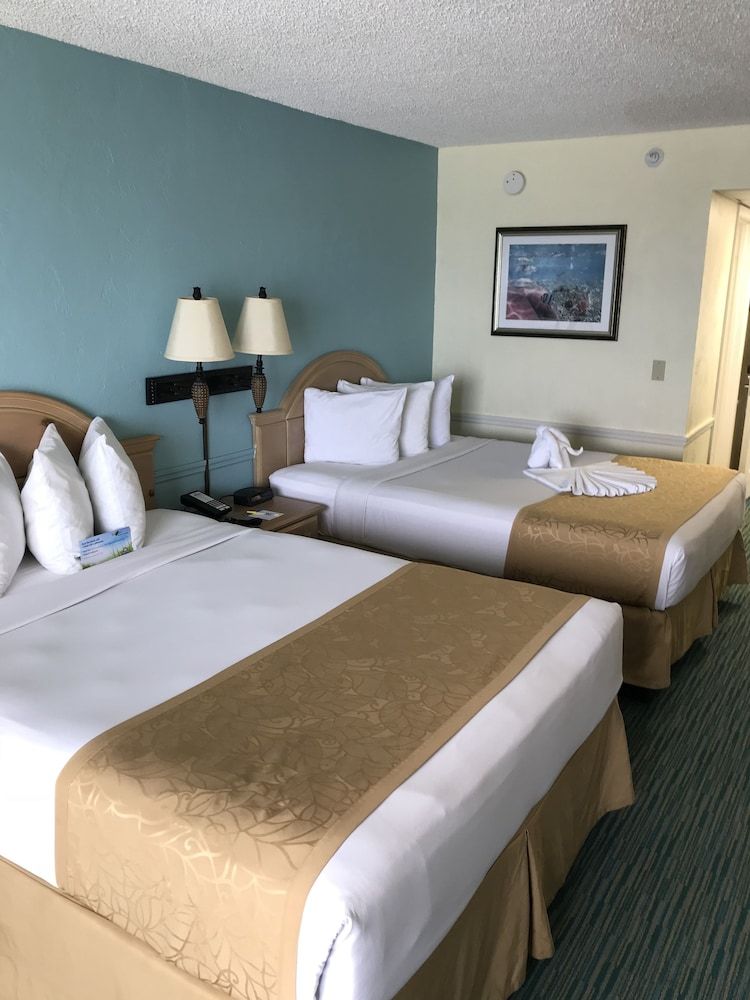 Room, 2 Queen Beds, Non Smoking, Oceanfront