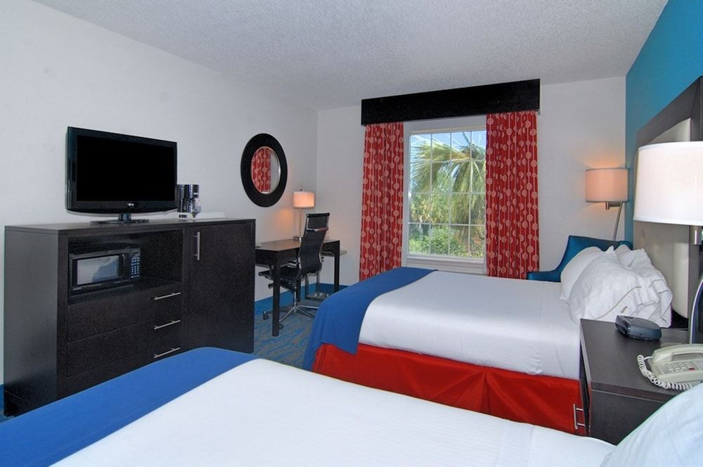 Standard Room, 2 Queen Beds, Accessible (Mobility, Accessible Tub)