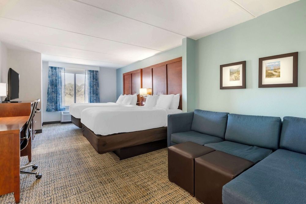 Suite, Multiple Beds, Accessible, Non Smoking
