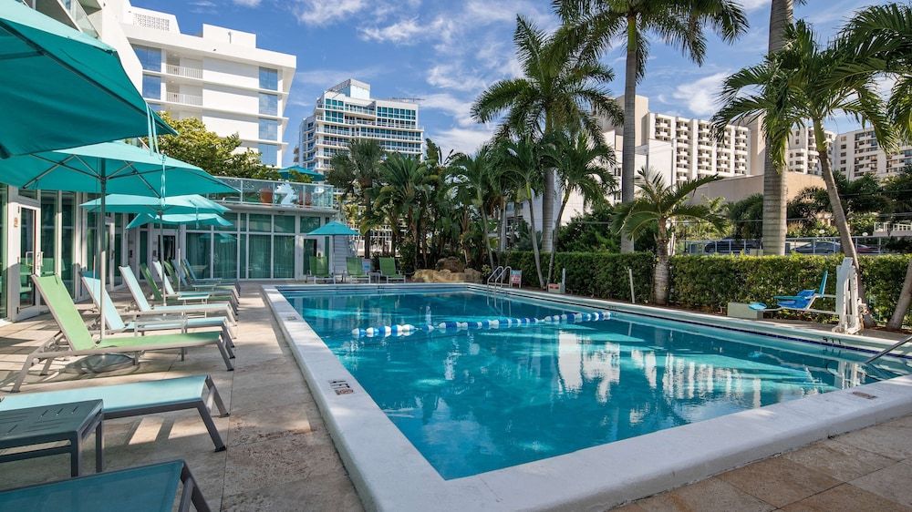 undefined Best Western Plus Oceanside Inn