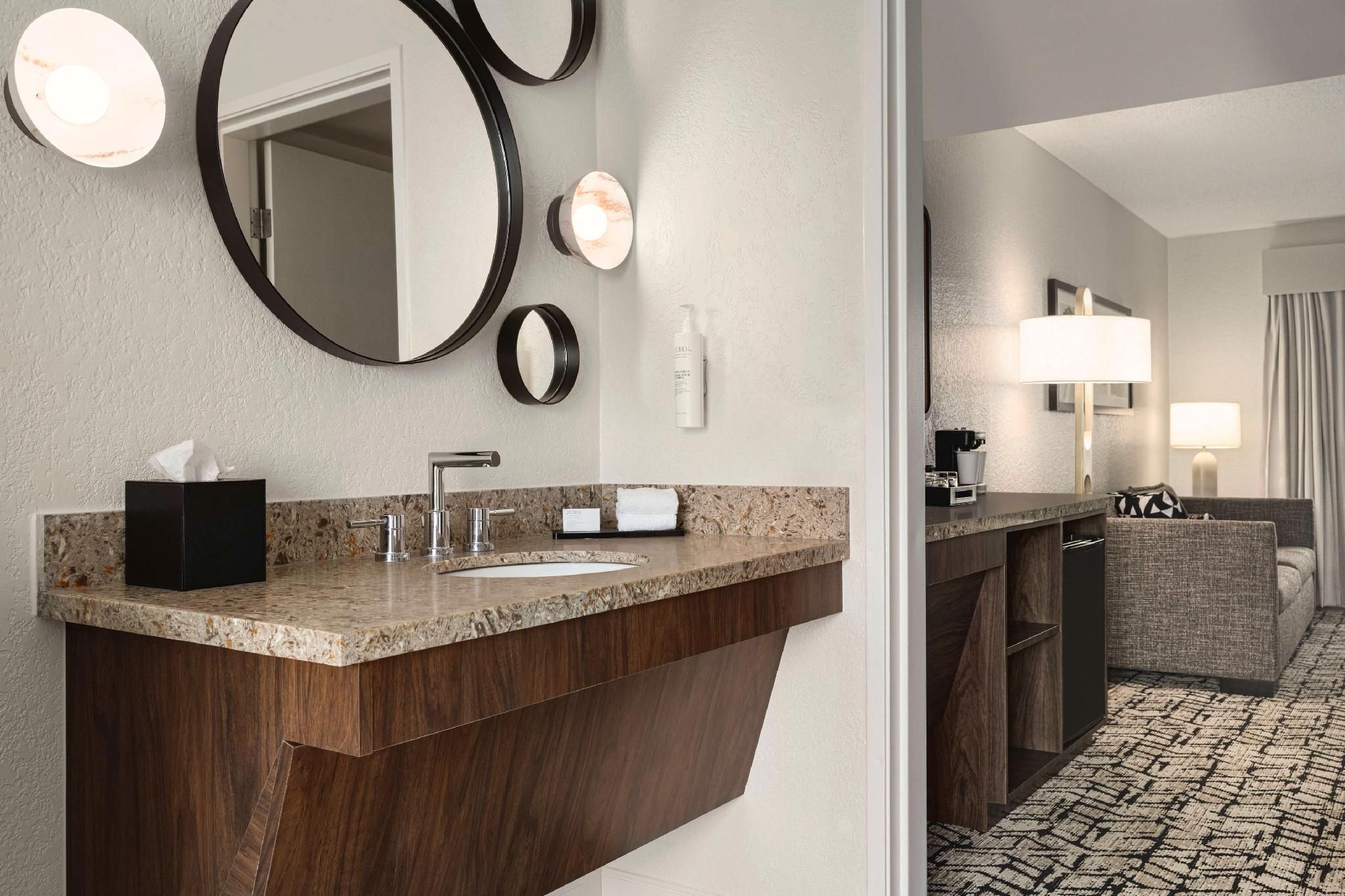 undefined Embassy Suites by Hilton Fort Lauderdale 17th Street 9