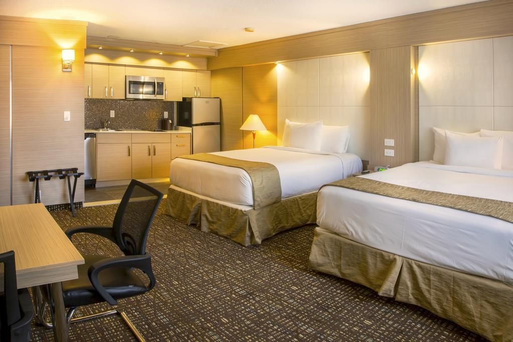undefined The Garden Hotel & Resort 9