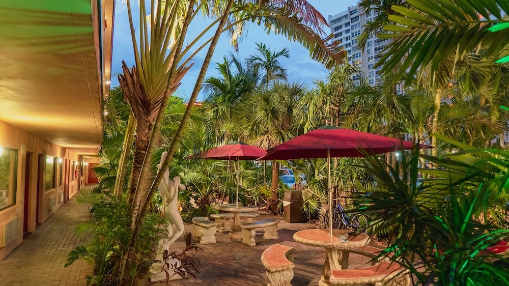 undefined Fort Lauderdale Beach Resort Hotel & Suites 10
