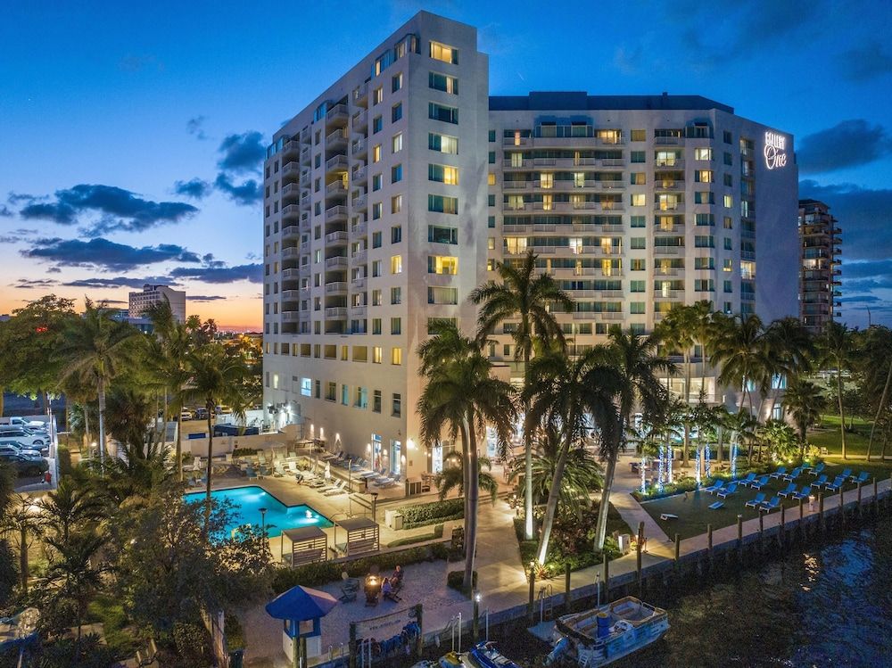 undefined GALLERYone- A DoubleTree Suites by Hilton Hotel 3