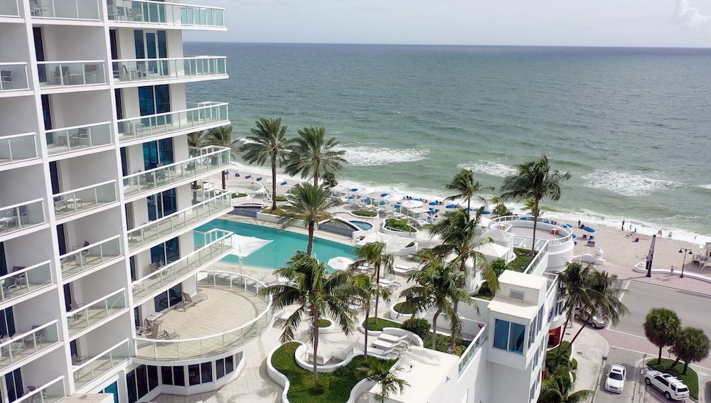 undefined Beach House Fort Lauderdale, a Hilton Resort 6