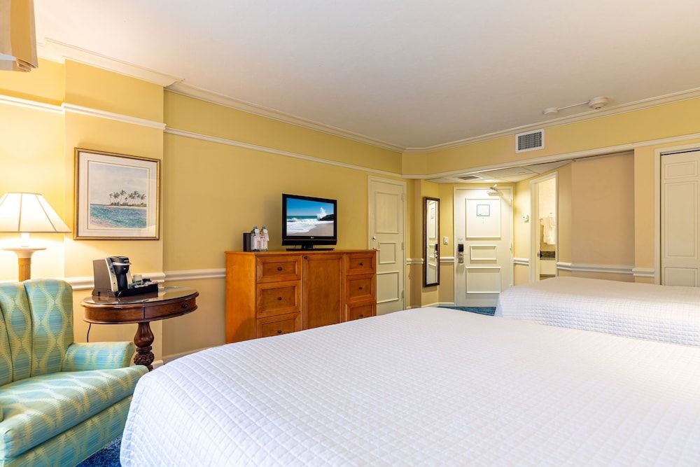 Lago Mar Beach Resort & Club Standard Room, 2 Queen Beds, Balcony 2