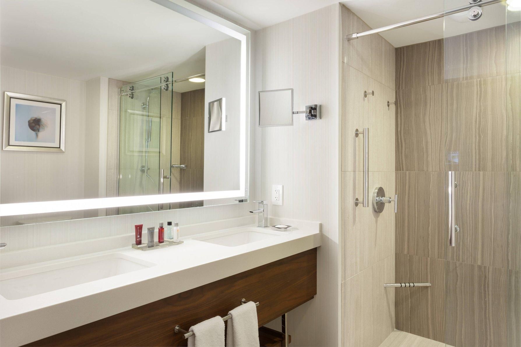 undefined Fort Lauderdale Marriott Harbor Beach Resort & Spa 9