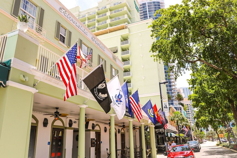 undefined Riverside Hotel 3