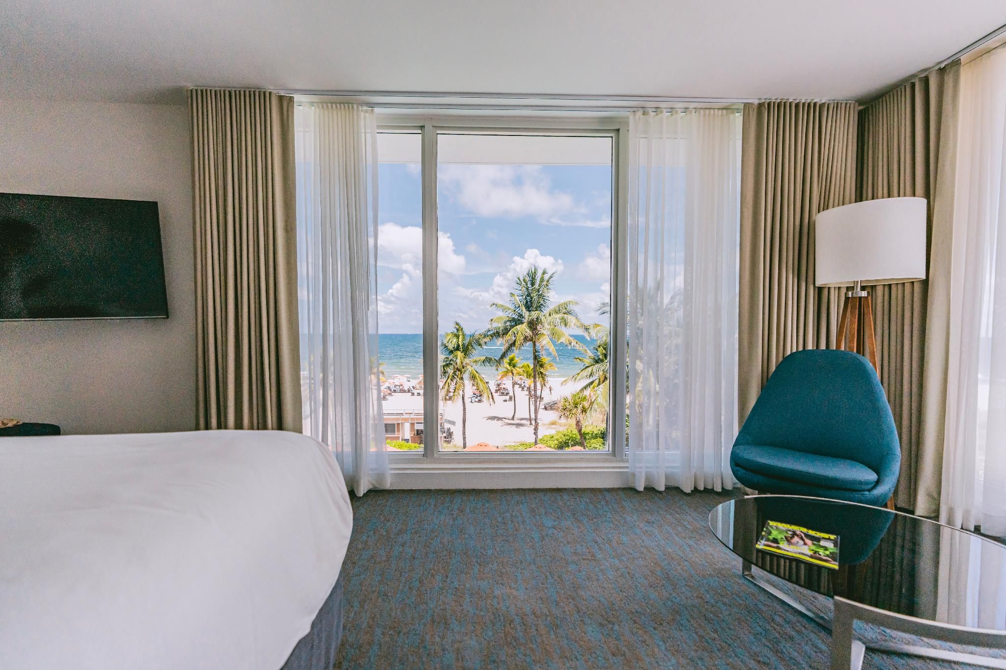 Ocean View King Bed Room