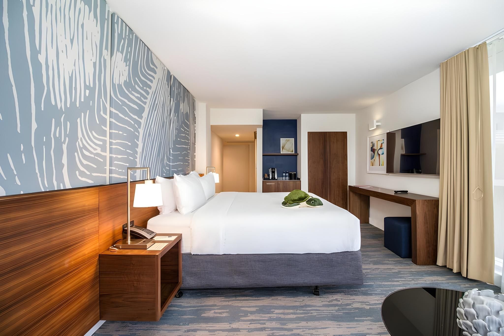 Intracoastal View King Bed Room