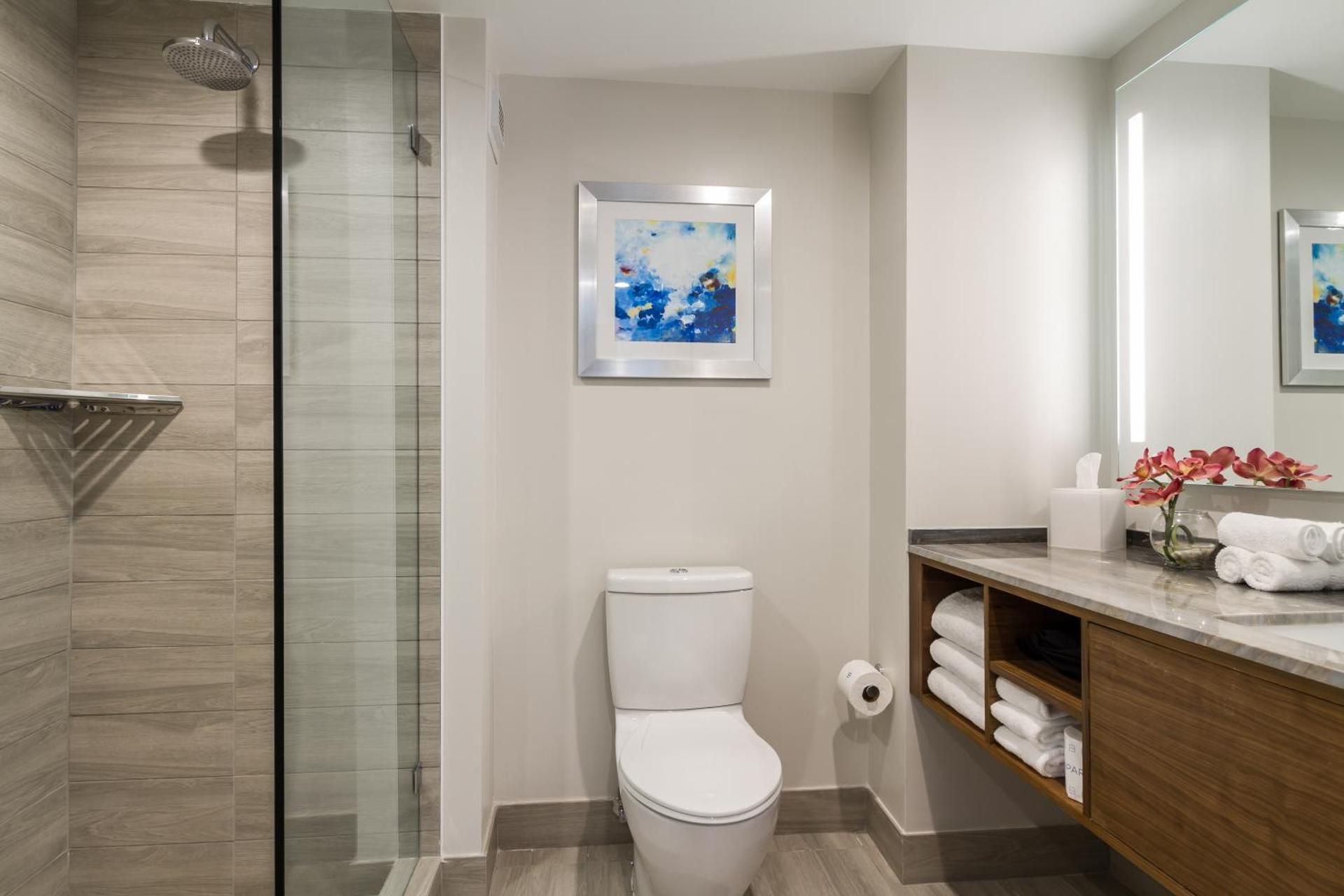 Double or Twin Room with Partial Sea View