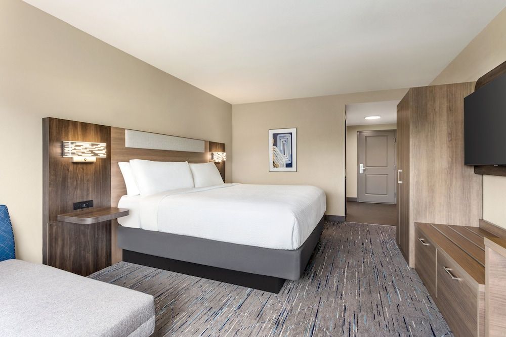 Standard Room, 1 King Bed