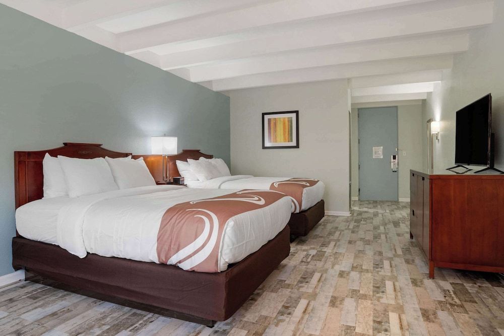 Quality Inn Fort Walton Beach - Destin West Room, 2 Queen Beds, Accessible, Non Smoking 3
