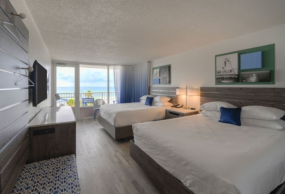 Junior Suite, Multiple Beds (Dune or Gulf View)