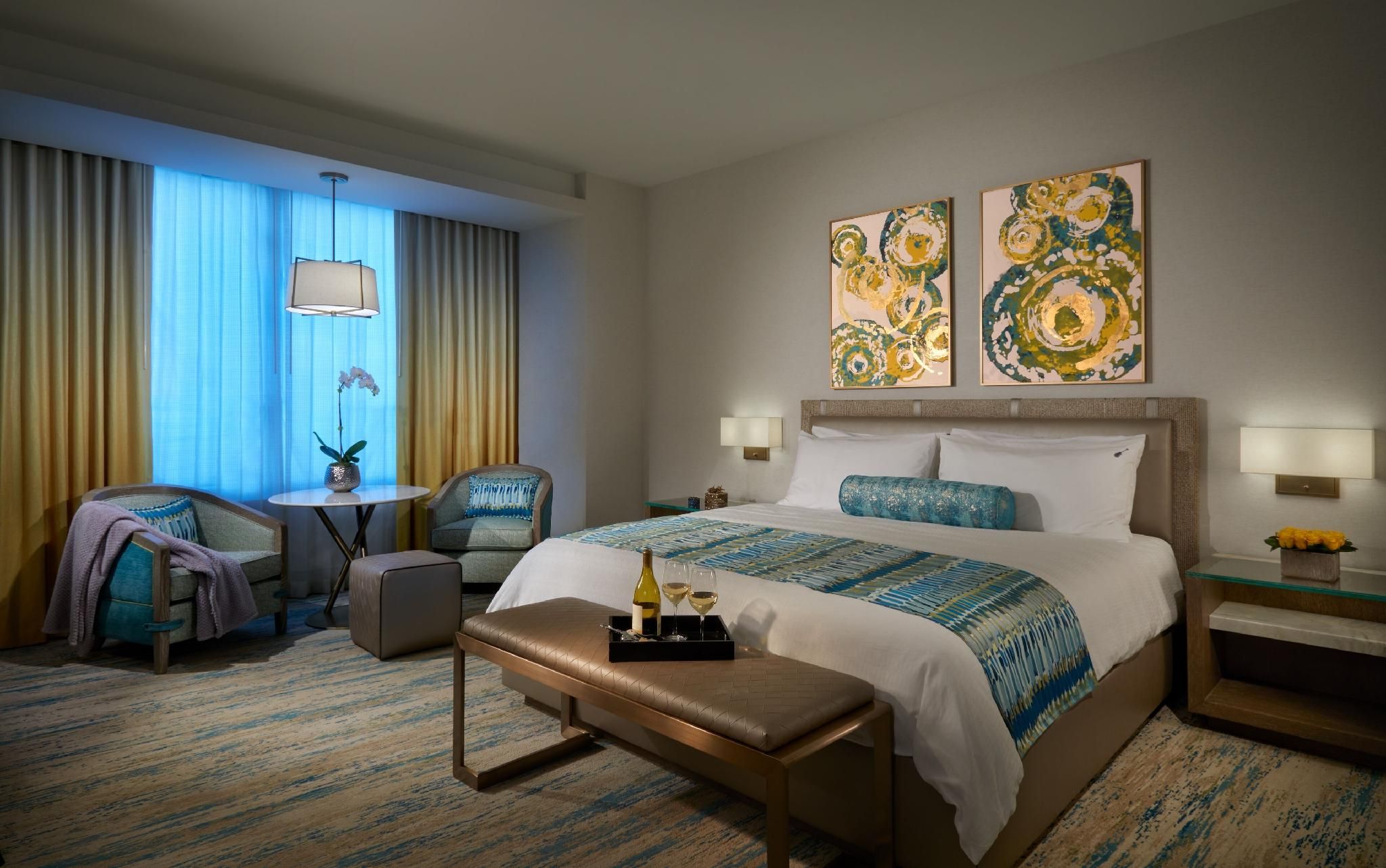 Deluxe King Room with Pool View