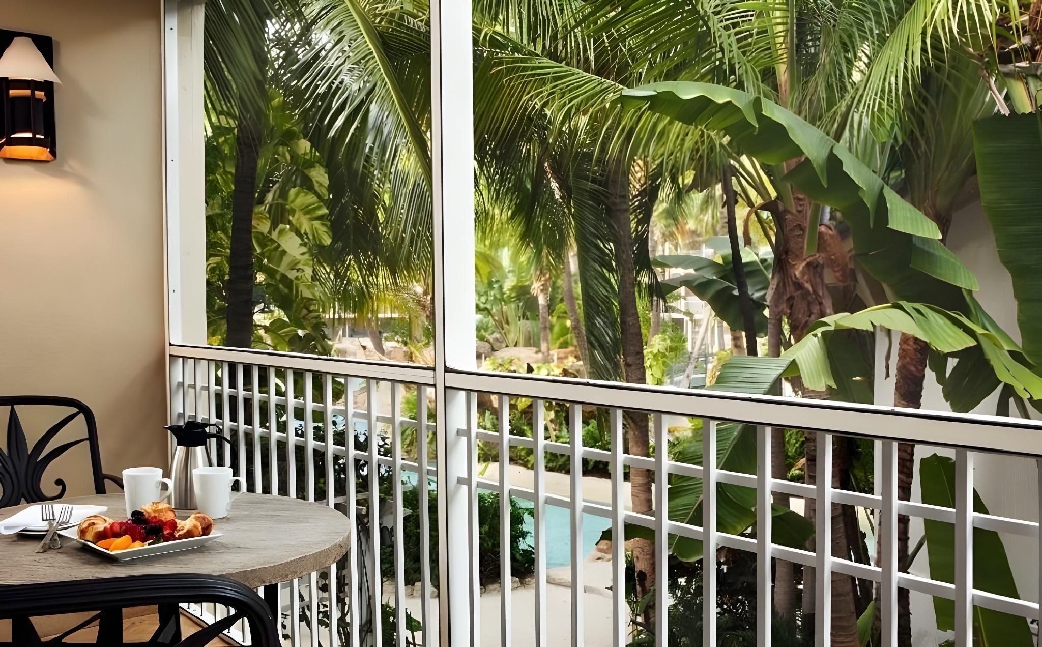 One-Bedroom Suite with Golf View