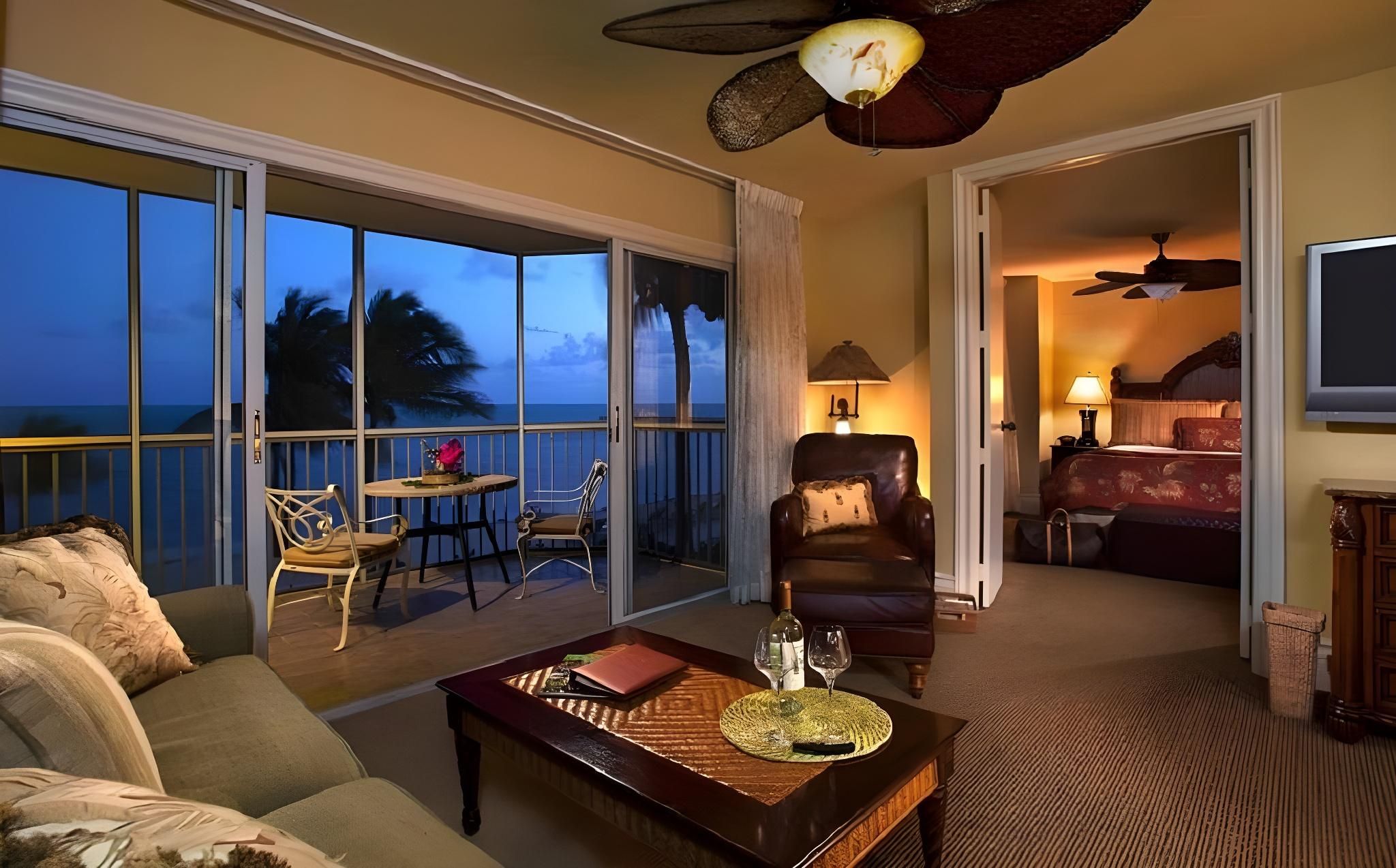 Queen Room with Two Queen Beds and Island View