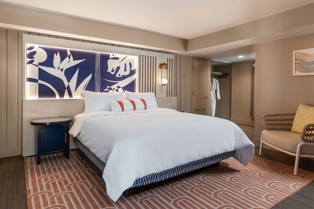 Suite, 2 Double Beds, Balcony, Oceanfront
