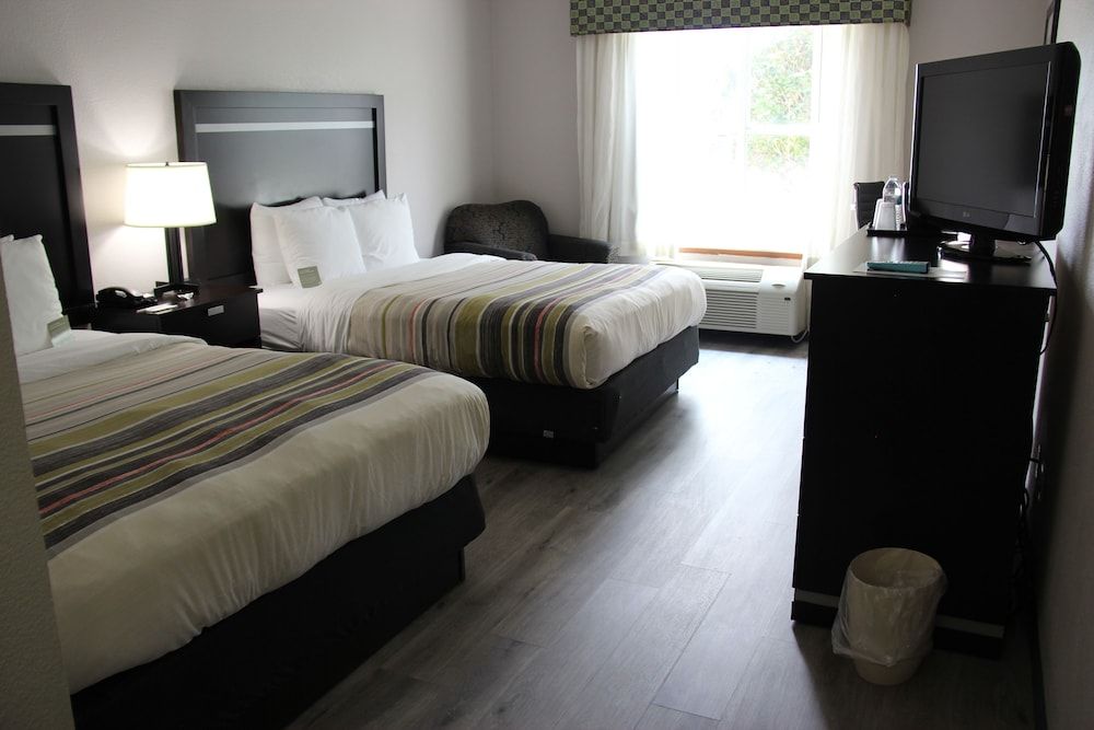 Room, 2 Queen Beds, Non Smoking