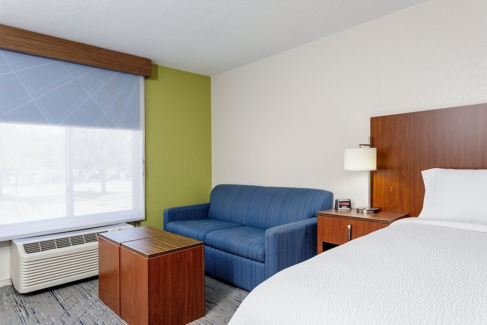 Standard Room, 1 King Bed with Sofa bed