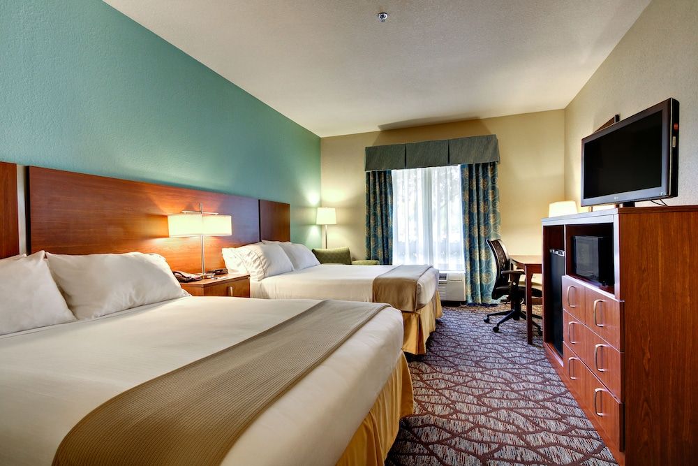 Suite, 2 Queen Beds